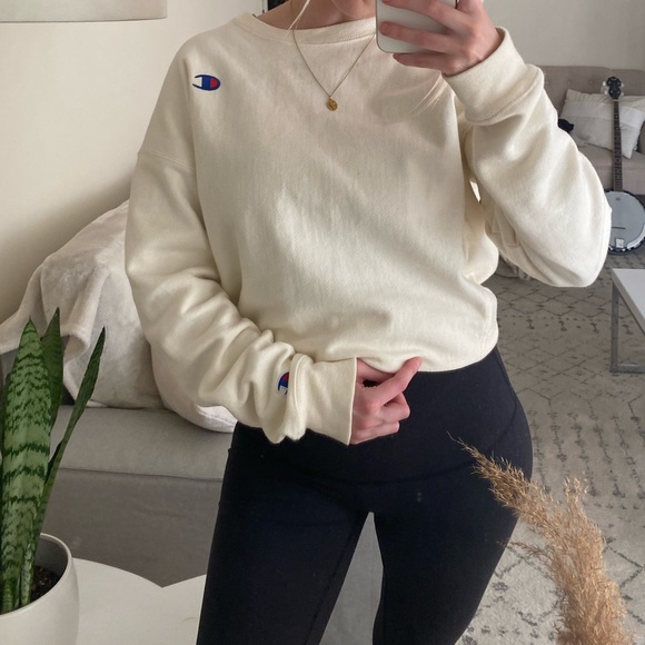 Champion Cream Crewneck Sweater - Picture 2 of 4